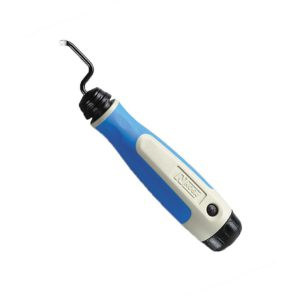Rebarbador de Anel O-Ring NOGA O-Ring Burr NG1100 com cabo NogaGrip azul e lâmina curva específica — ferramenta para rebarba em ranhuras de vedação O-ring sem danificar a superfície, fornecida pela Hebron Ferramentas